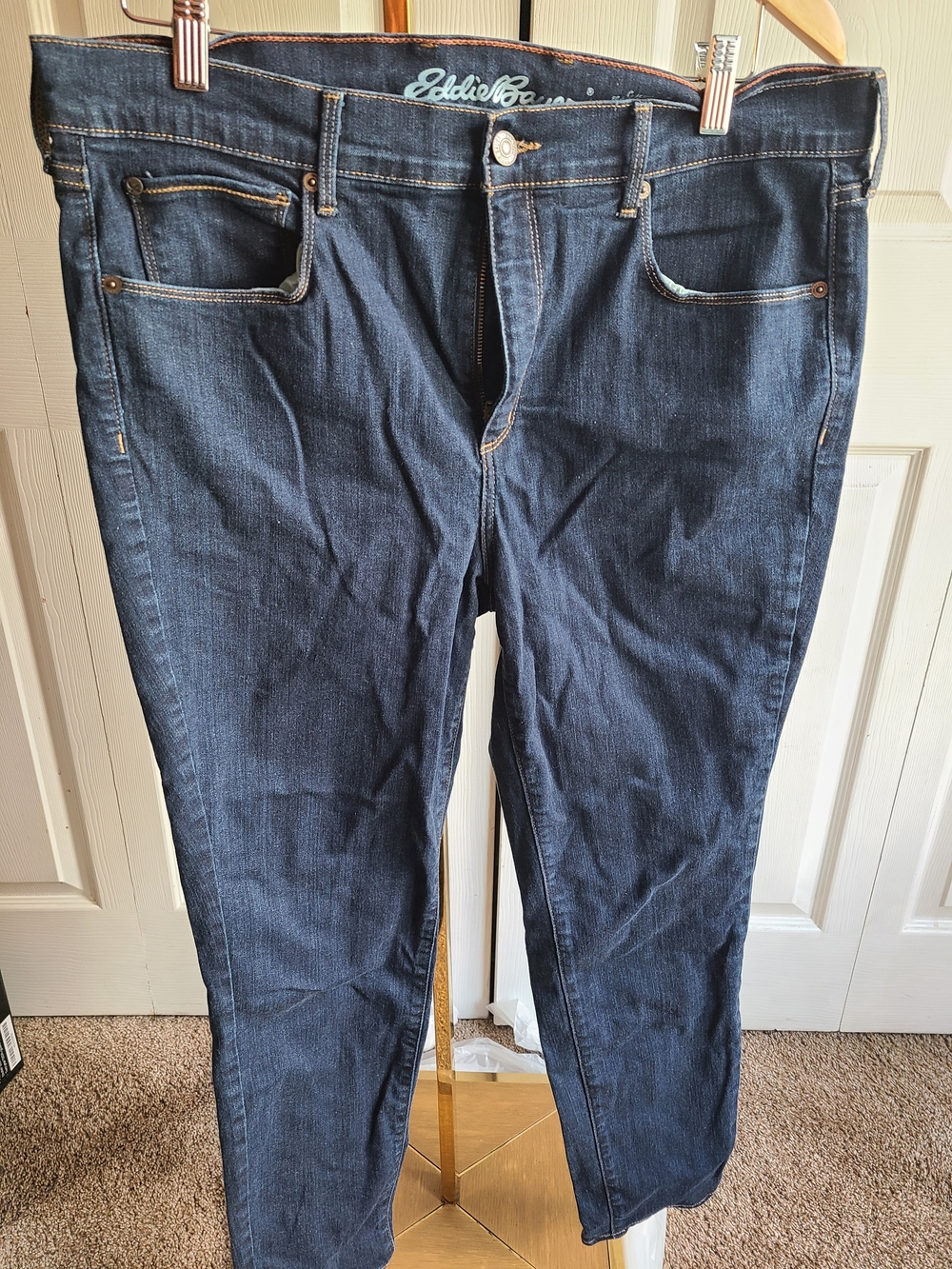 Eddie Bauer Women’s Dark Indigo Skinny Jeans